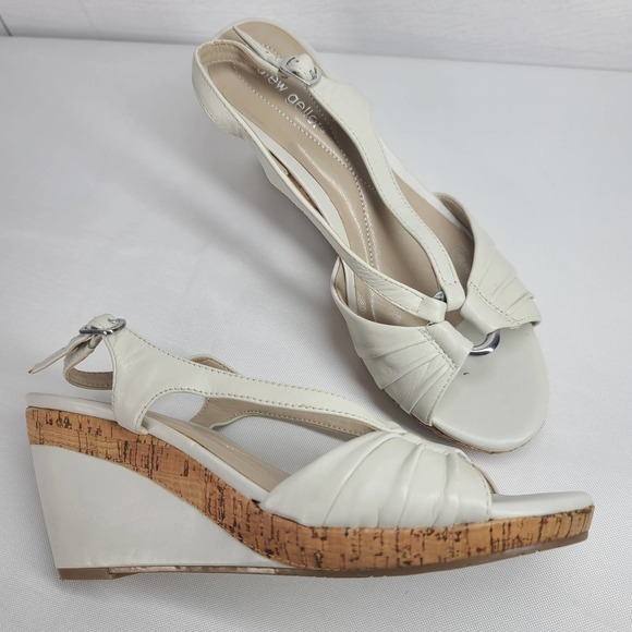 Andrew Geller Wedge Sandals 9M Cork Leather Strappy Feng Ivory Cream - Picture 3 of 13